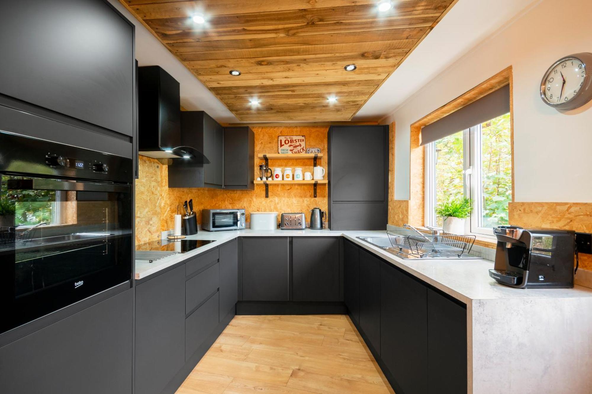 Riverside Great House In The Afan Forest Bike Park By Staystaycations Glyncorrwg 외부 사진
