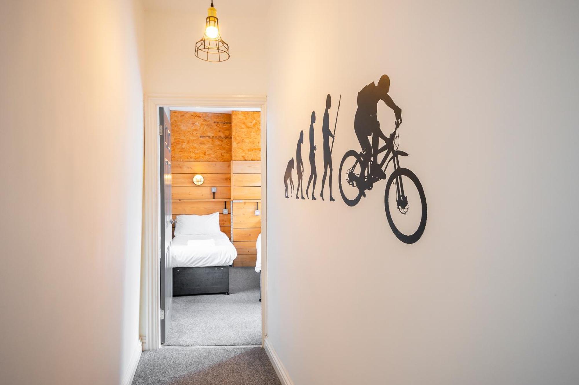 Riverside Great House In The Afan Forest Bike Park By Staystaycations Glyncorrwg 외부 사진