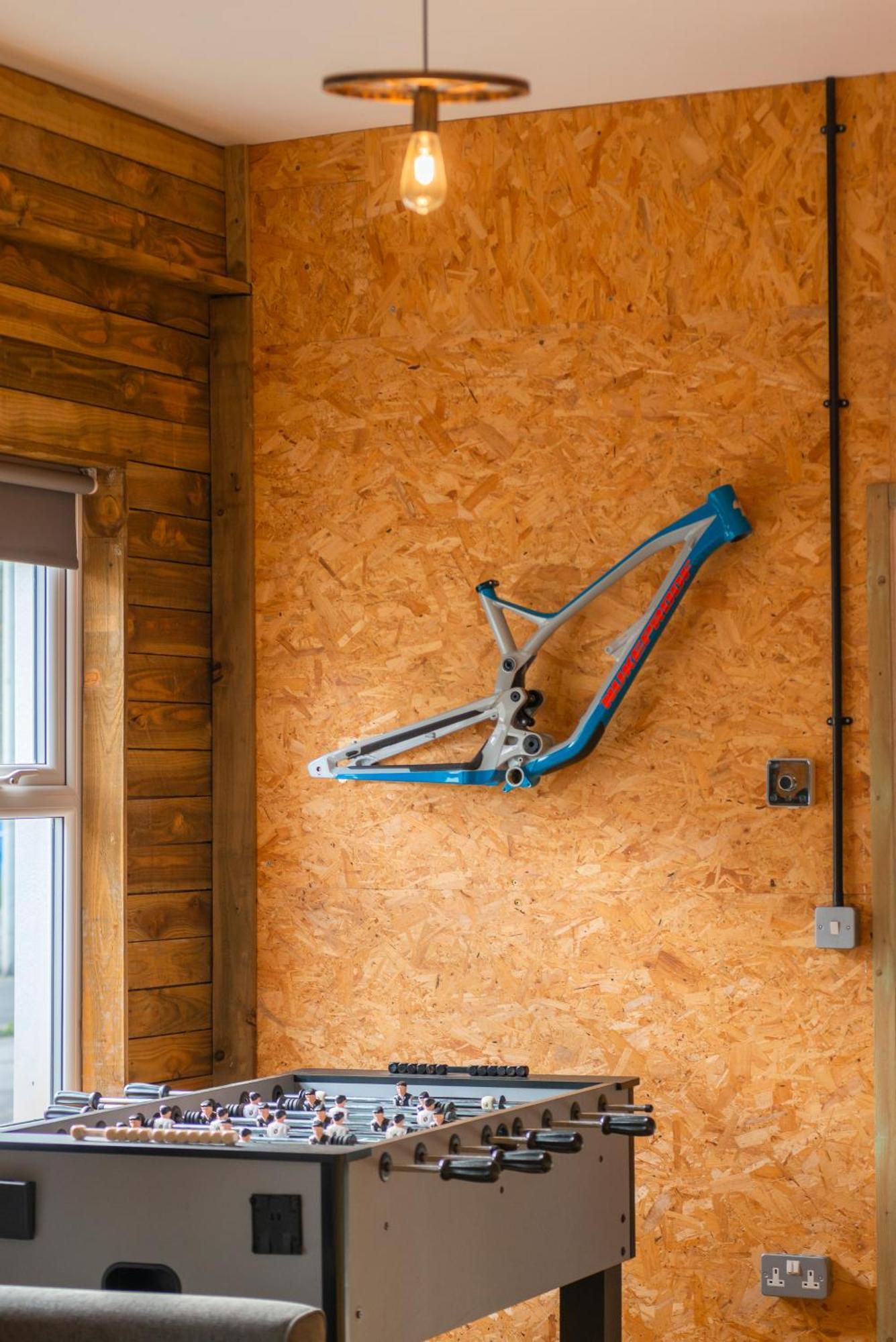 Riverside Great House In The Afan Forest Bike Park By Staystaycations Glyncorrwg 외부 사진