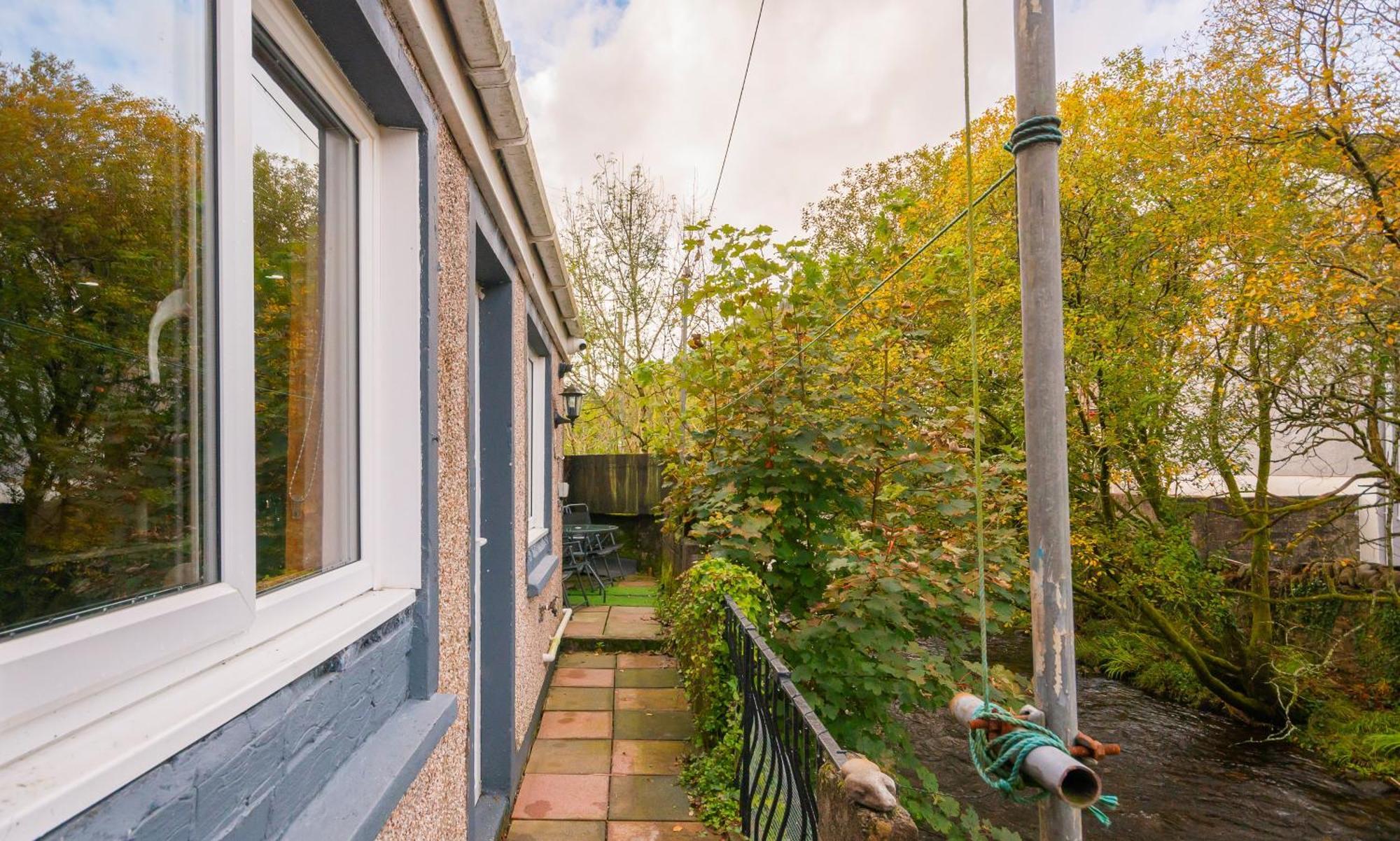 Riverside Great House In The Afan Forest Bike Park By Staystaycations Glyncorrwg 외부 사진