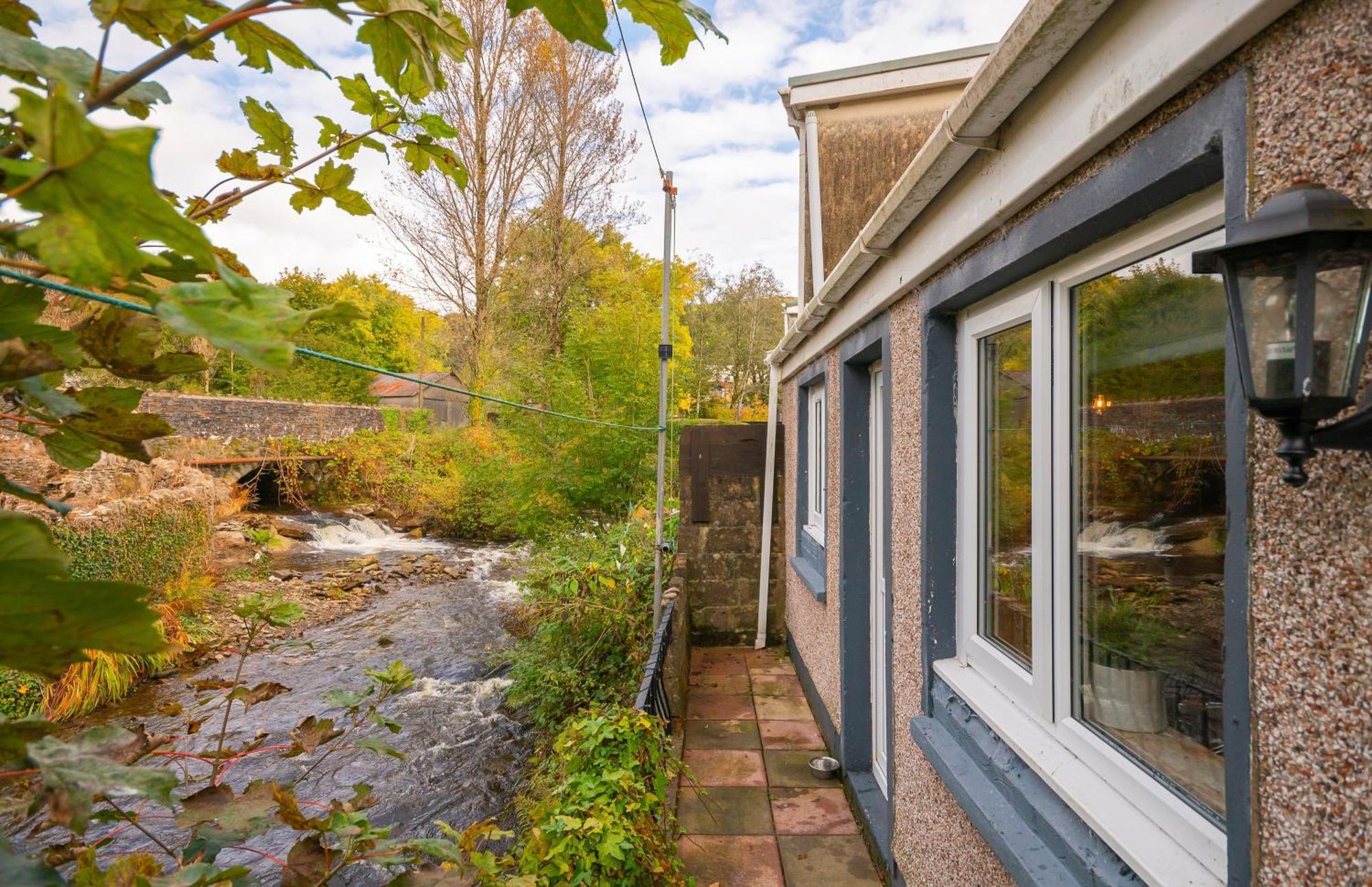 Riverside Great House In The Afan Forest Bike Park By Staystaycations Glyncorrwg 외부 사진